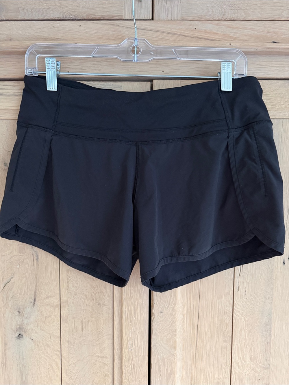Lululemon Black Women's Athletic Shorts - 4”